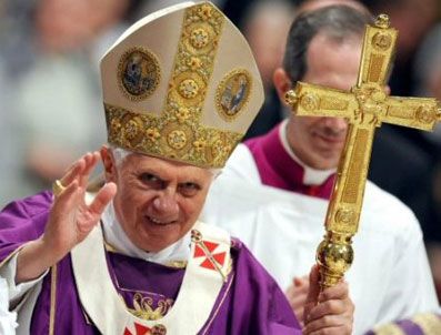 Papa'dan 1 milyon kişiye ayin