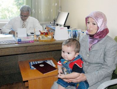 EKREM AKTAŞ - Profesör, Hastaları Mağdur Etmemek İçin Ücretsiz Muayene Yapıyor