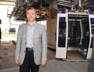 Teleferik Sahura Kadar Hizmet Veriyor