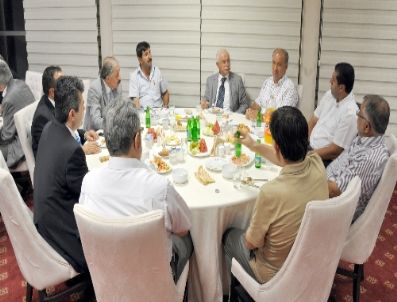 EBU HANIFE - Alevi ve Sünni Vatandaşlar Hoşgörü ve Kardeşlik İftarında Buluştu