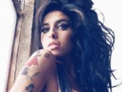 Amy Winehouse uyuşturucadan ölmemiş!