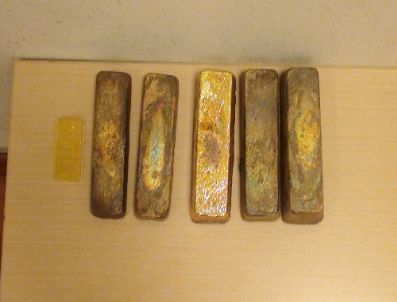 Atatürk Havalimanı’nda 6 Parça Külçe Altın Ele Geçirildi