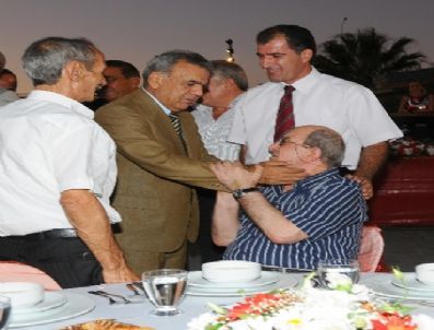 Başkan Kocaoğlu, Gaziler ve Şehit Ailelerine İftar Verdi