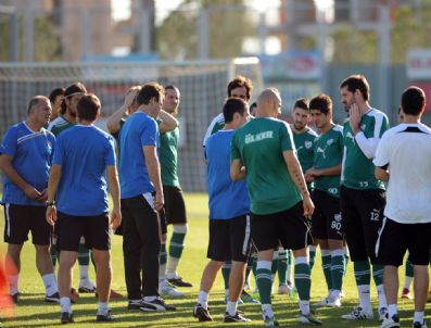 Bursaspor Anderlecht`e Kilitlendi