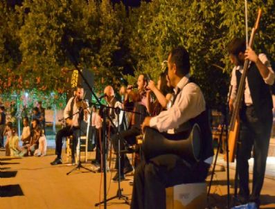 MEHMET ÜNAL ŞAHIN - Cafe Amman İstanbul Grubu’ndan Konser