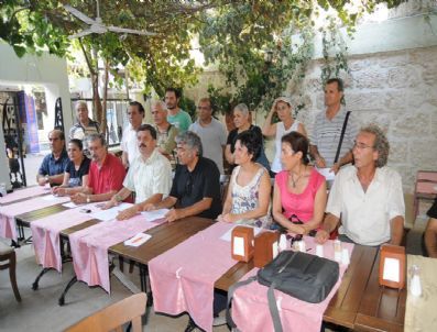 Can Yücel`in Mezarının Tahrip Edilmesine Tepkiler