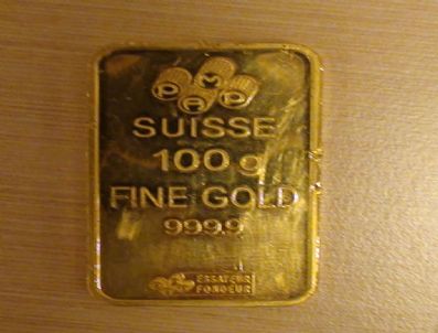 Havalimanında Altı Külçe Kaçak Altın Ele Geçirildi