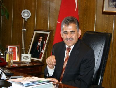 İaşe Paketleri Aşevinden Yemek Alanlara Veriliyor