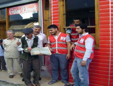 Kızılay`dan 350 Aileye Gıda Yardımı