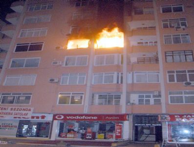 Mersin`de Yangın Paniği