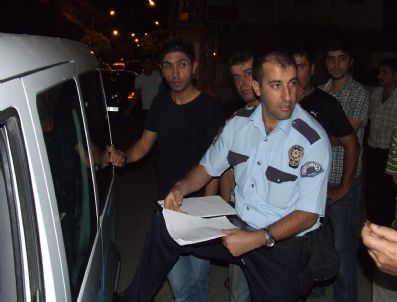 Plakasız Motosiklet Genç Kıza Çarptı