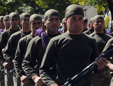 Profesyonel ordu ilk kez görücüye çıktı