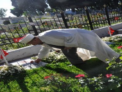 Şehit Polisler Gözyaşlarıyla Anıldı