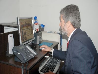 MUSTAFA TUNA - Sincan Belediye Başkanı Tuna Her Ay 200 Mail Cevaplıyor