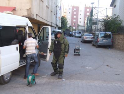 Şüpheli Çanta Fünye İle Patlatıldı
