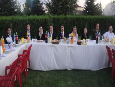 AYHAN YAZGAN - Alaca Kaymakamı Yazgan`dan Şehit Aileleri ve Gazilere İftar Yemeği