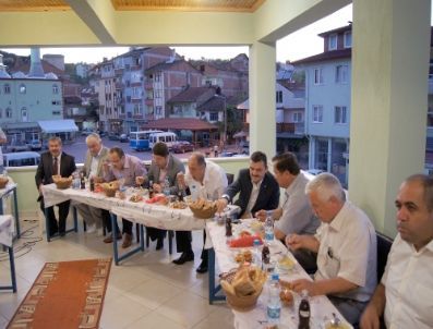 Bartın`da Şoförler İftarda Buluştu