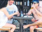 BDP'li Bengi Yıldız Bodrum tatilinde objektiflere yakalandı