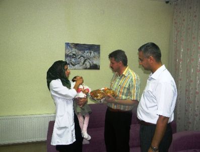 RAMAZAN FANI - Erciş Kaymakamı Fani, Engelli Vatandaşlarla İftar Açtı