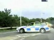 İngiltere'de polis-hırsız kovalamacası