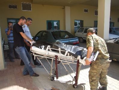 KADIRLI DEVLET HASTANESI - Motosiklet Dereye Uçtu : 2 Ölü