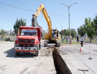 ŞEYH ŞAMIL - Sivas’ta İçme Suyu Boru Hattı Yenileme Çalışmaları Sürüyor