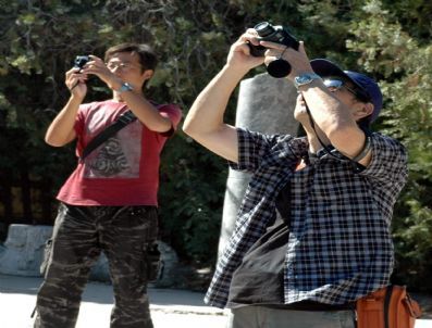 Troia Antik Kenti`ne Japon Turist İlgisi