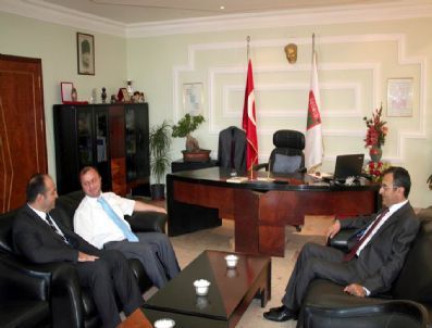 Vali Demir’den Üzümlü’ye Veda Ziyareti