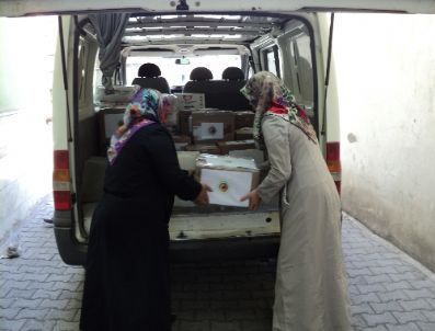 Alaca Yediveren Derneği`nden Somaliye Yardım