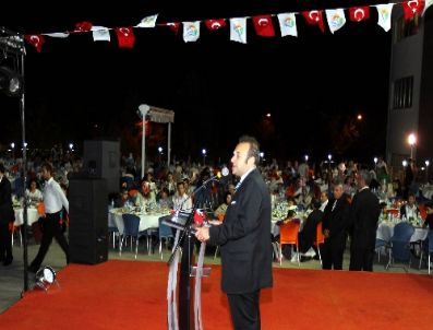 LATIF DOĞAN - Bakan Bağış; Nerede Bir Aç Varsa O Bizim Komşumuzdur