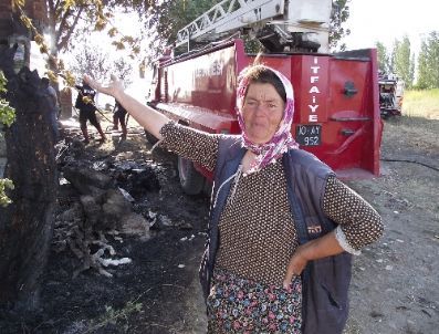 Çoban Ateşi Ev ve Ağılı Yaktı, 6 Hayvan Telef Oldu