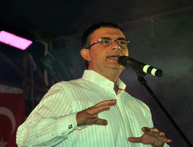 İBRAHİM SADRİ - İbrahim Sadri`den Şiir Resitali