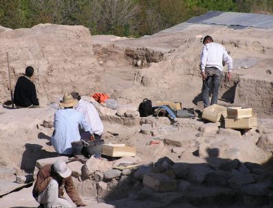 Malatya Arslantepe Höyüğü`nde Bu Yılki Kazı Çalışmaları Başladı