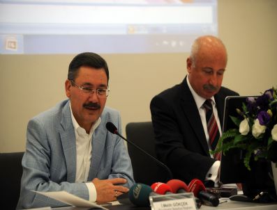 Melih Gökçek, Fenerbahçe`nin Şampiyonlar Ligi`nden Men Edilmesini Değerlendirdi