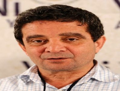 Mümtazer Türköne: Genelkurmay Karargahının Kapısına Kilit Vurulmalı (özel)