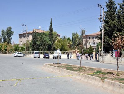 Nusaybin Hükümet Konağı Önünde Bomba Paniği