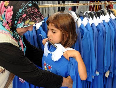 Okul kıyafetleri velinin cebini yakacak