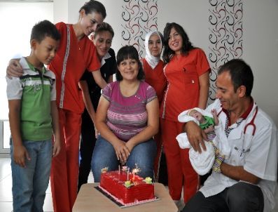 Prematüre İkizlerden Biri Hayata Tutundu