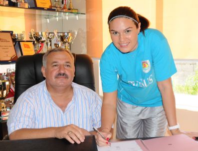 Tarsus Belediyespor Kadrosunu Güçlendiriyor