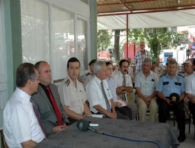 Vali Tapsız Bucak İlçesinin Beldelerinde İncelemelerde Bulundu