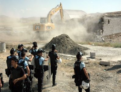 Van`da Gecekondu Yıkımı