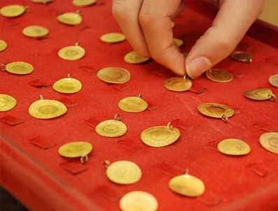 BEN BERNANKE - Altın fiyatları 2011 yılının en sert düşüşünü yaşadı