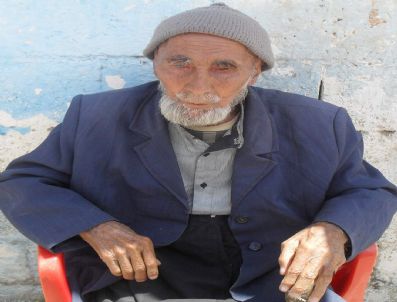 Asırlık Çınar 107 Yaşında Vefat Etti