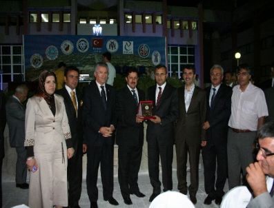 Bakan Binali Yıldırım, Sinevizyon Aracılığı İle Teröre Lanet Okudu