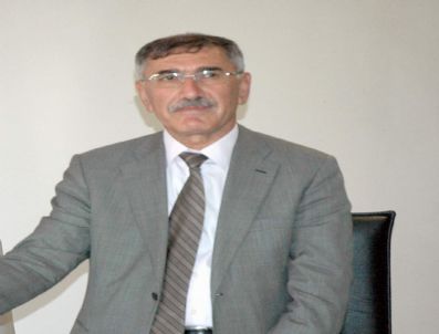 Başkan Bedirhanoğlu`ndan İki Dilli Bayram Kutlama Mesajı