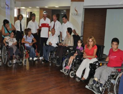 BAVYERA - Engellilere Akülü ve Mekanik Tekerlekli Sandalye