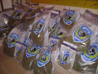 Eyüp’te 500 Bin Tl`lik Uyuşturucu Ele Geçirildi