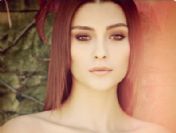 Ferruh sorusu Özge Ulusoy'u kaçırdı!