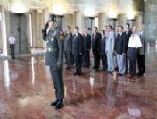 Gazi ve Şehit Yakınları Anıtkabir`i Ziyaret Etti