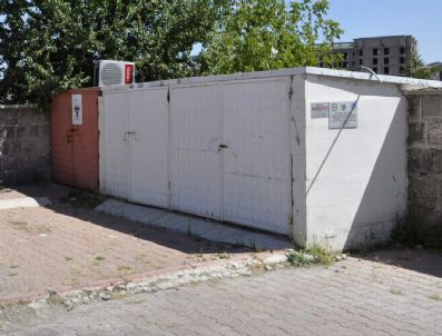 (özel Haber) Odalarında Olmayan Klimanın Depoya Takılmasına Hastalardan Tepki